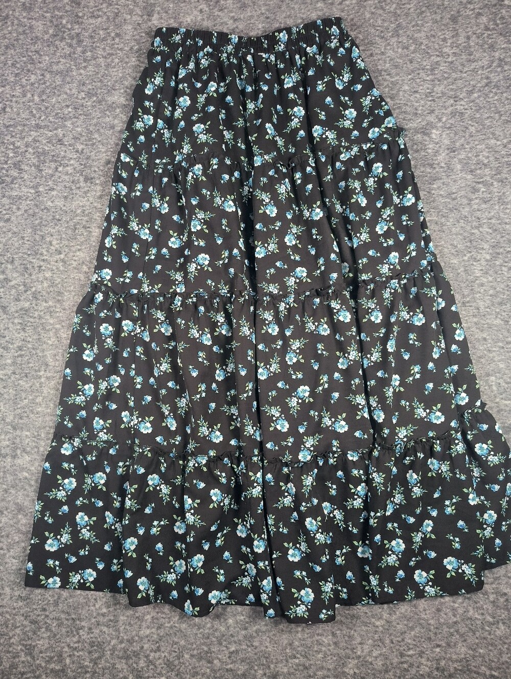 Scarlet Darkness black floral tiered maxi skirt, women's small